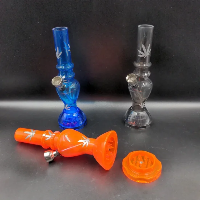 7 ” Acrylic Water Pipe w/ Grinder